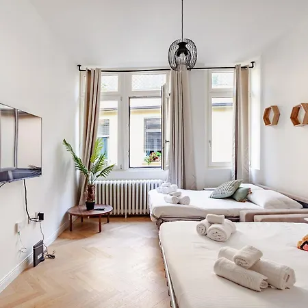 Apartment Porta Romana Metro Duomo Milan