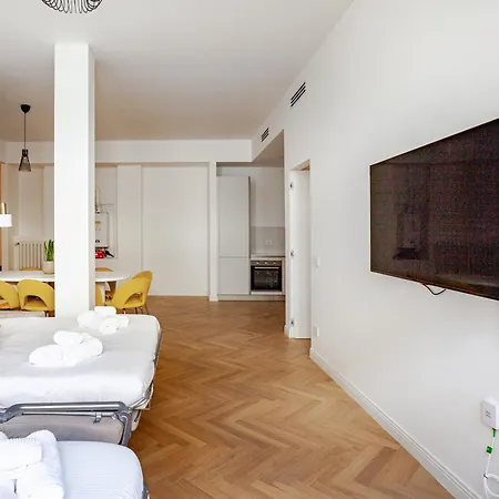Apartment Porta Romana Metro Duomo *